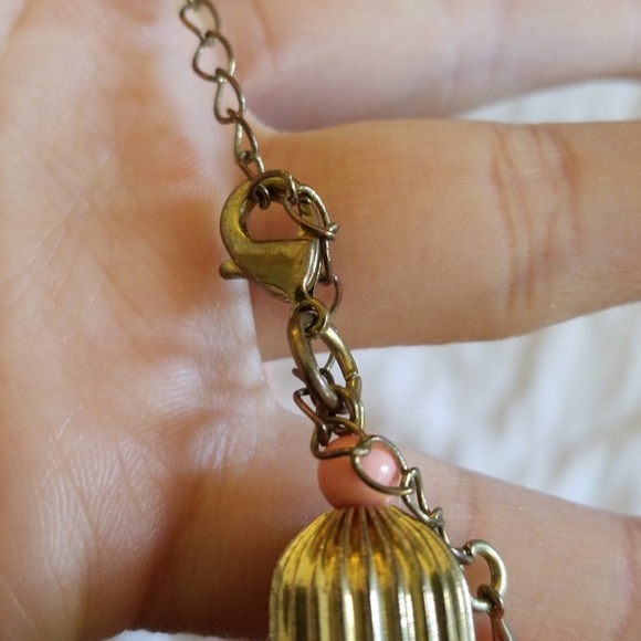 Big pink faux pearl necklace - Picture 6 of 6